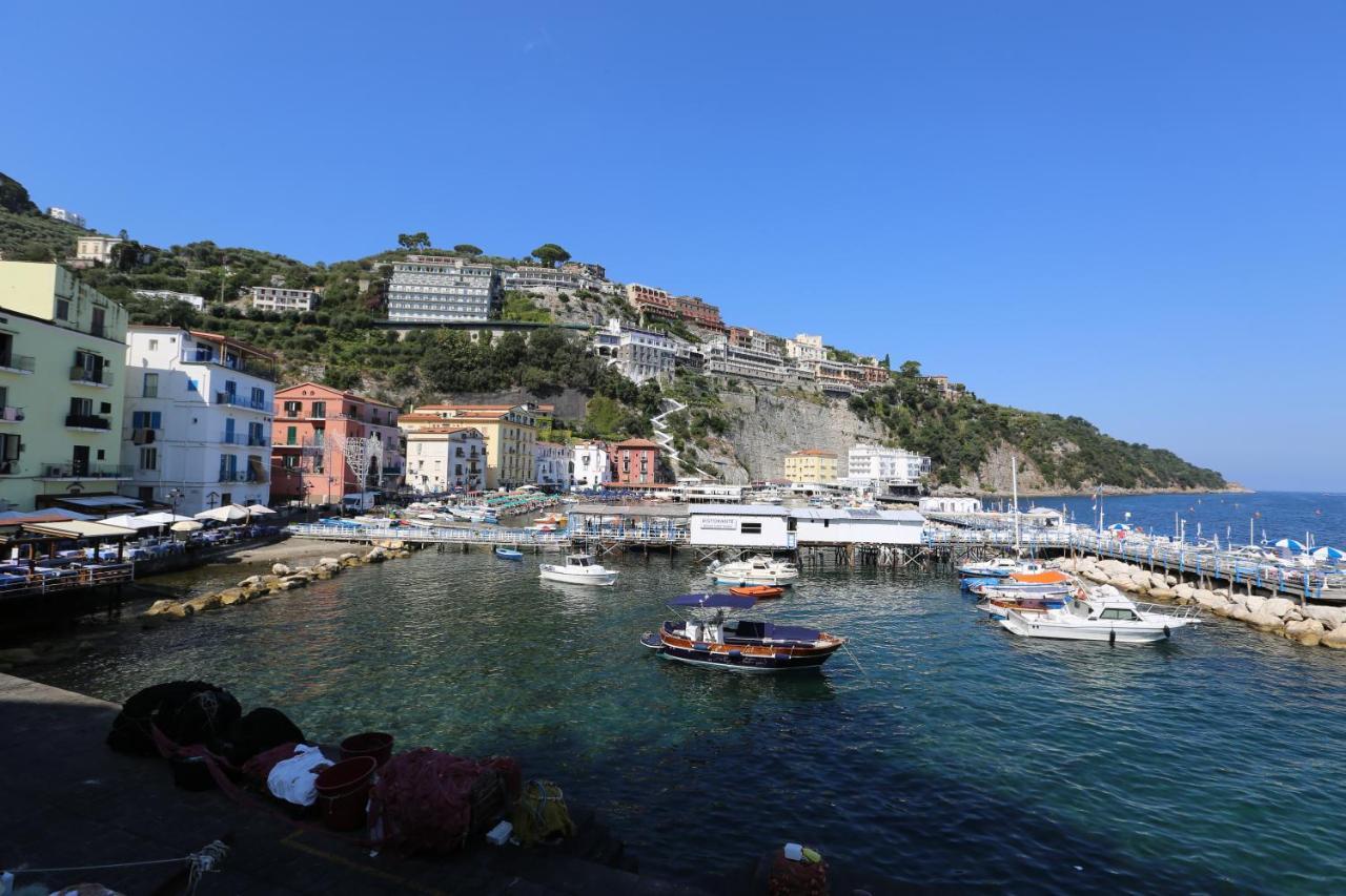 Ferienwohnung Happy Flat On The Sea Sorrent Exterior foto