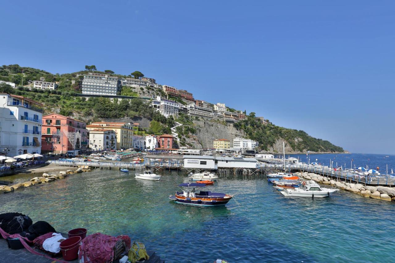 Ferienwohnung Happy Flat On The Sea Sorrent Exterior foto